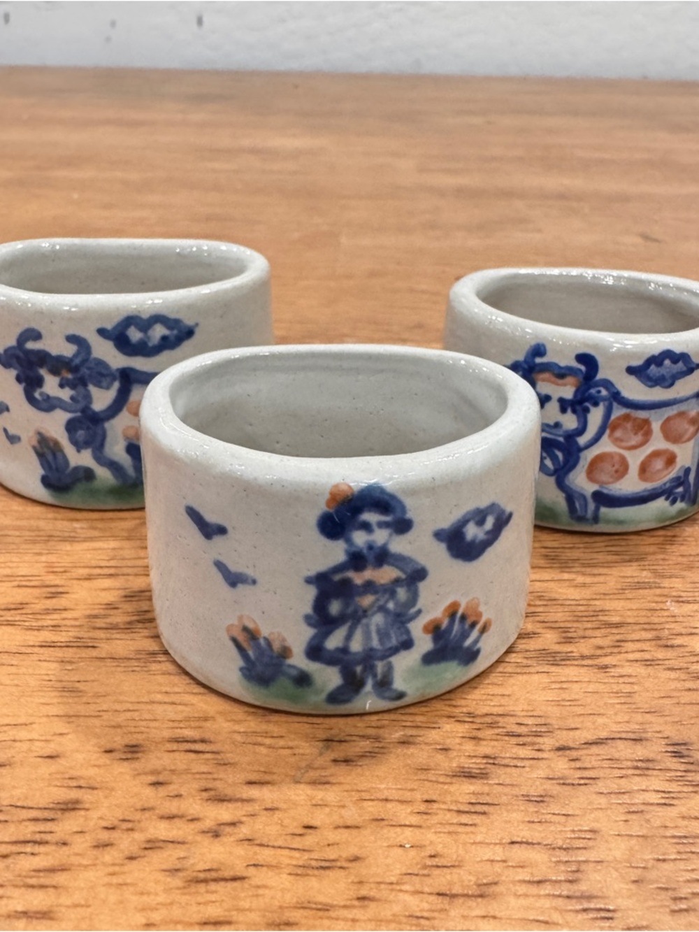 MA Hadley pottery Ceramic Napkin Rings Set Of 3 Cows Girl Country signed